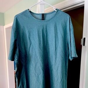 Men’s lululemon commission t shirt XXL